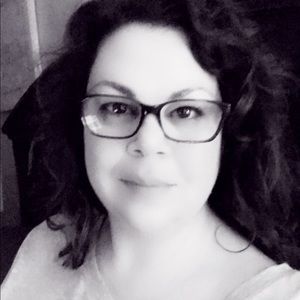 Meet your Posher, Marcia